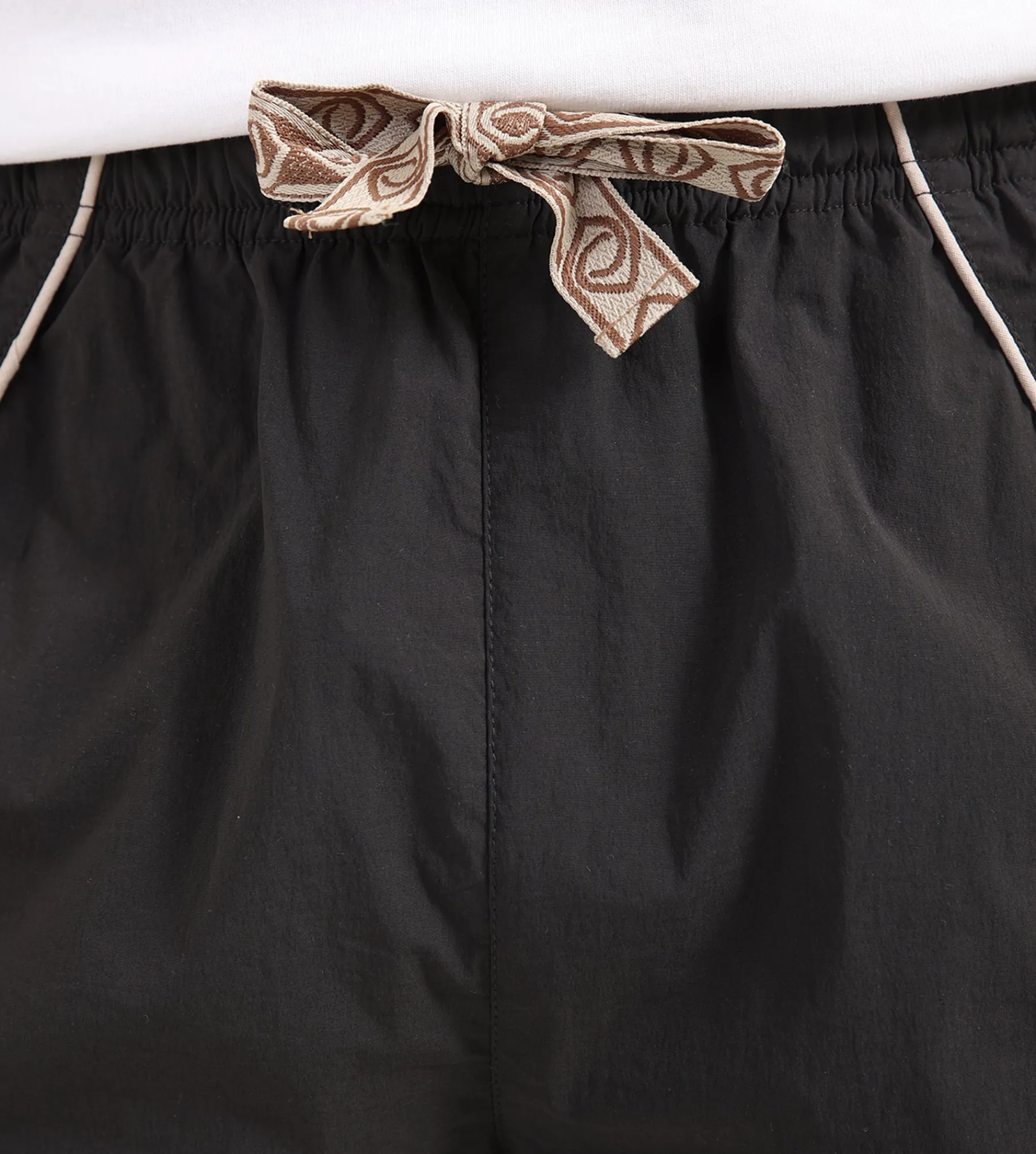 ACMH By Magic Castles Delay Short Soft Black
