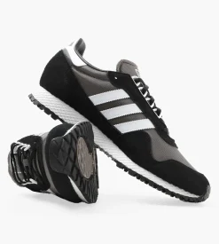 Adidas New York Cblack Dshgry Chacoa