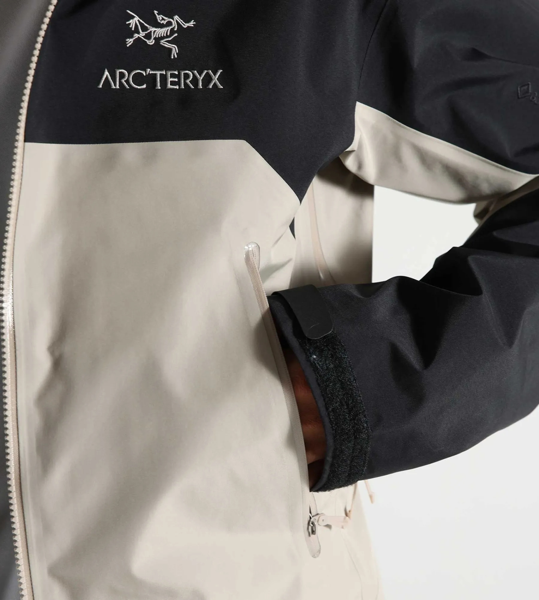 Arc'teryx Beta AR Jacket M Black Rune