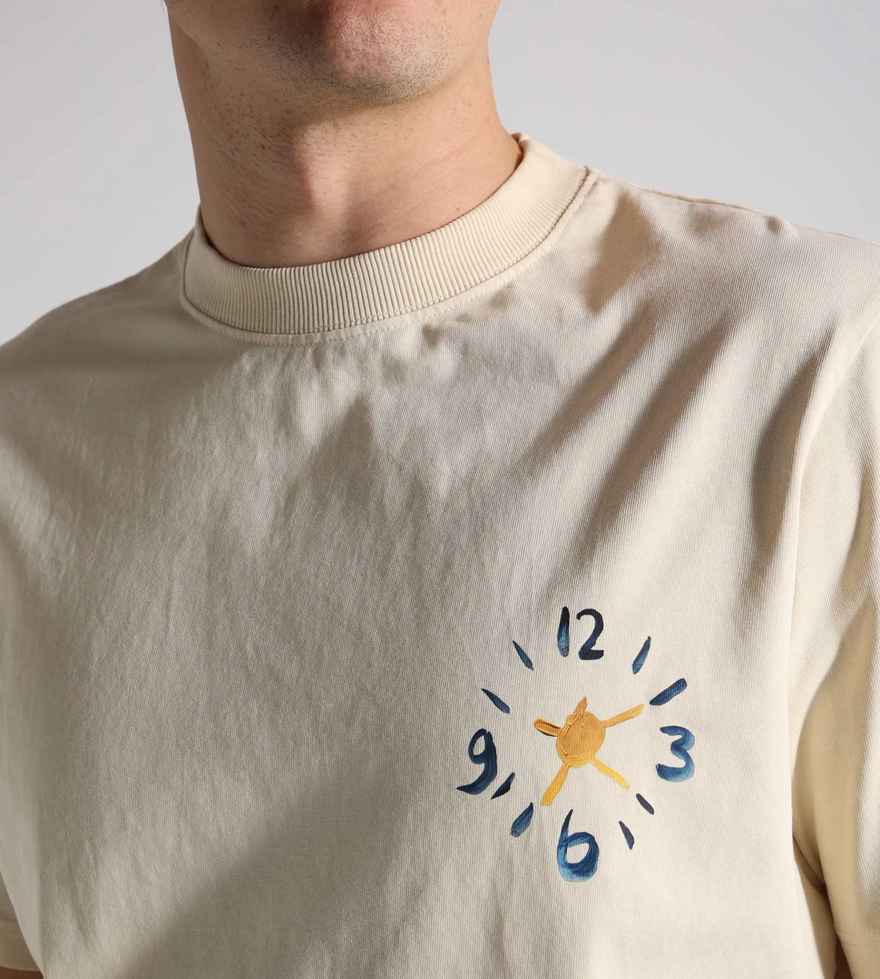 Bram's Fruit Clock Acrylic T-Shirt Beige
