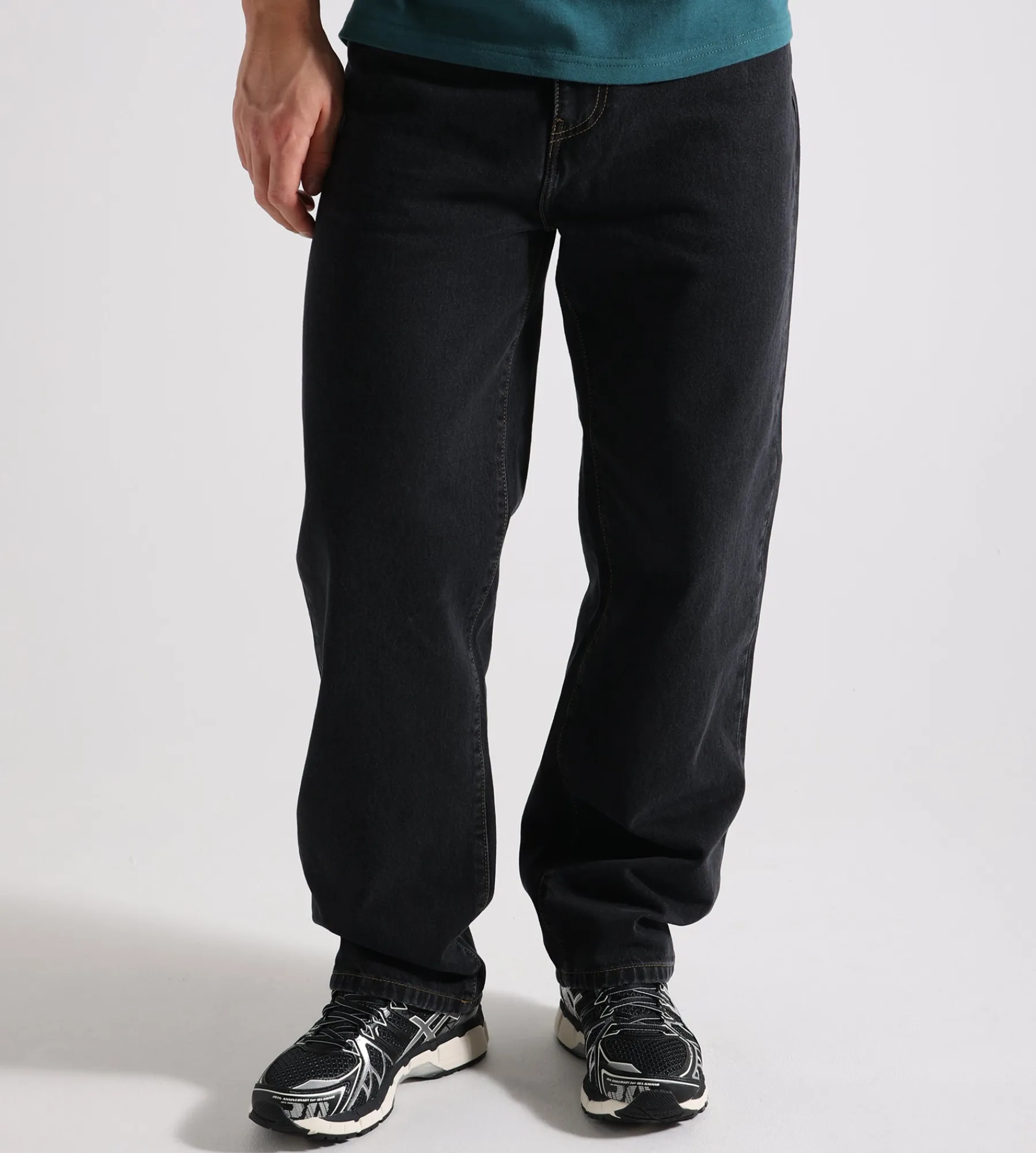 Carhartt WIP Aaron Pant Black