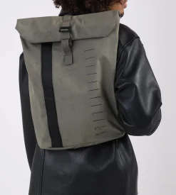 D__b__™ Essential Backpack 12L Forest Green