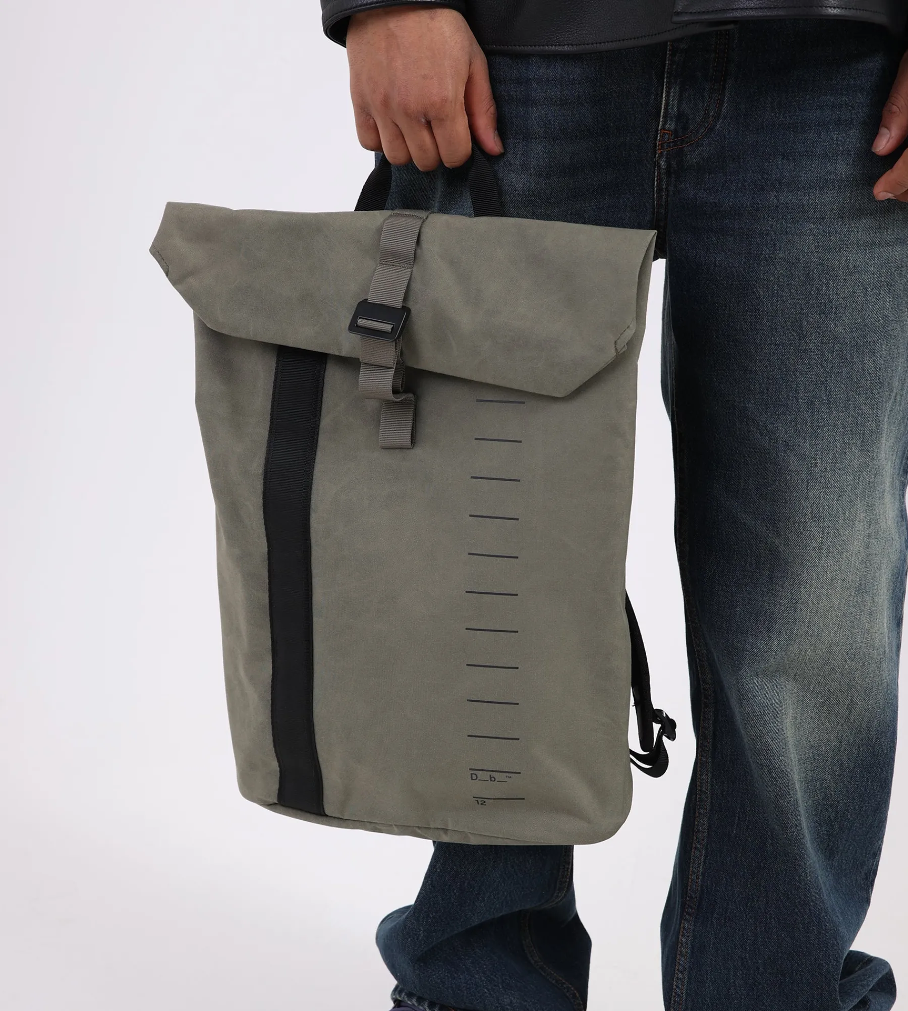 D__b__™ Essential Backpack 12L Forest Green