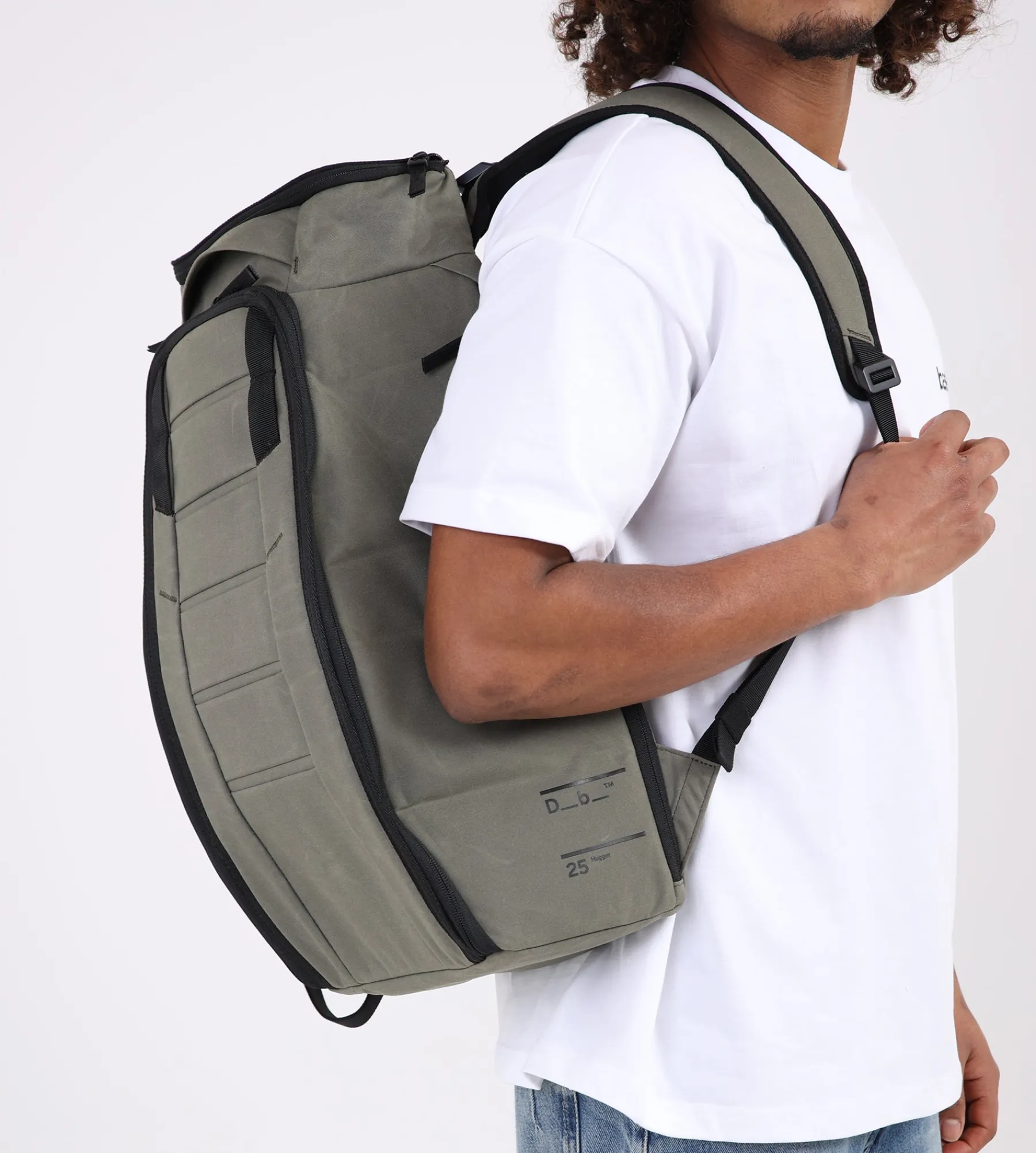 D__b__™ Hugger Backpack 25L Forest Green