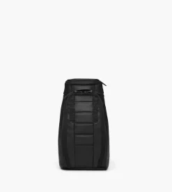 D__b__™ Hugger Washbag Black Out