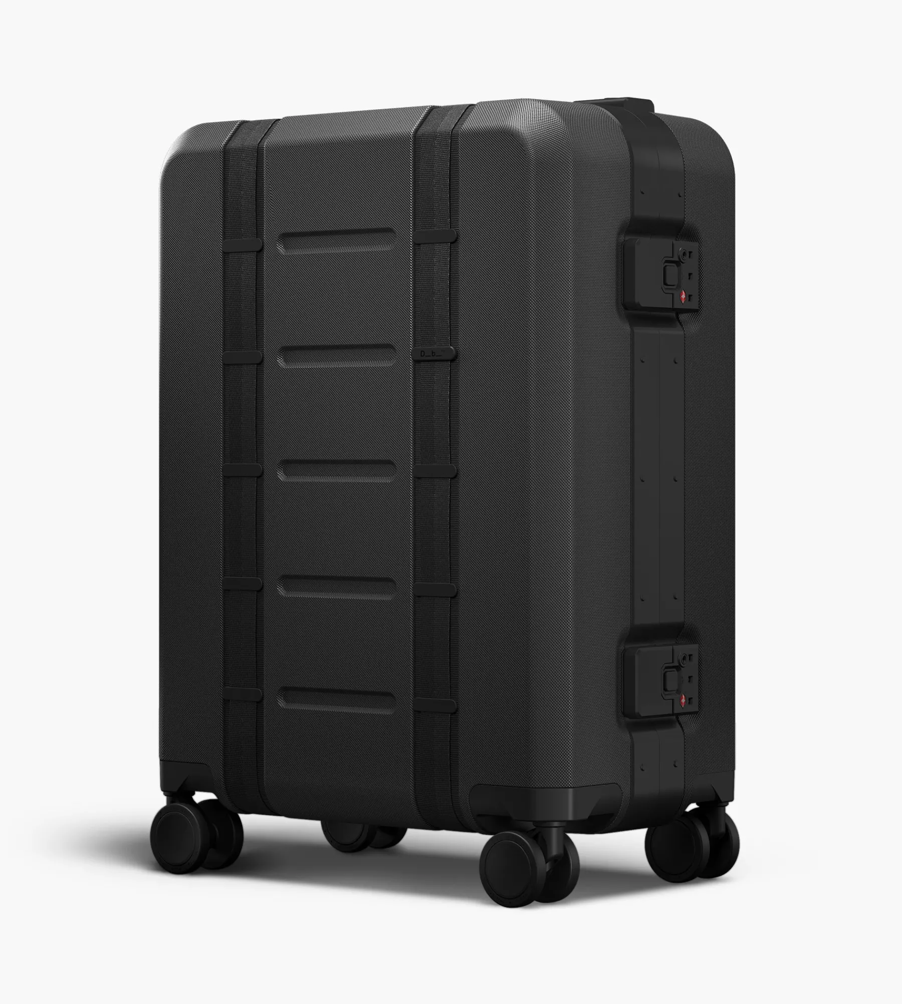 D__b__™ Ramverk Pro Carry-on Black Out
