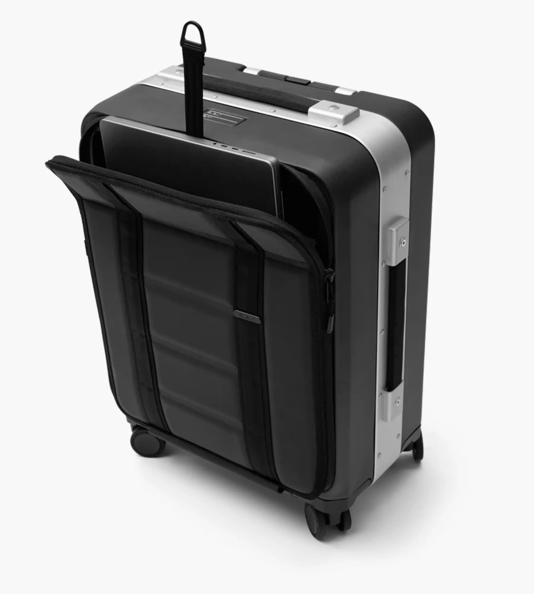 D__b__™ Ramverk Pro Front-access Carry-on Black Out