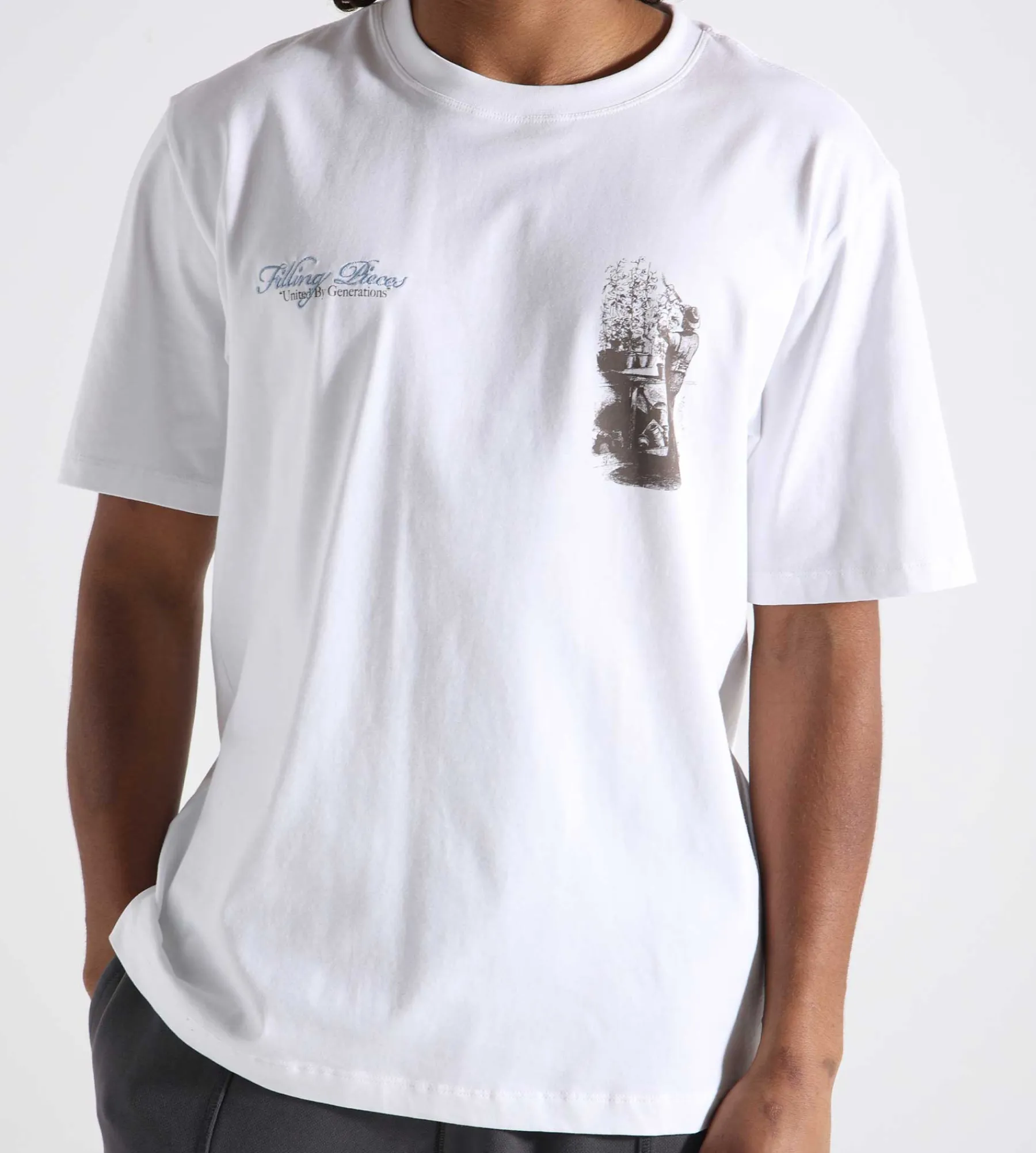 Filling Pieces T-shirt Gardener White