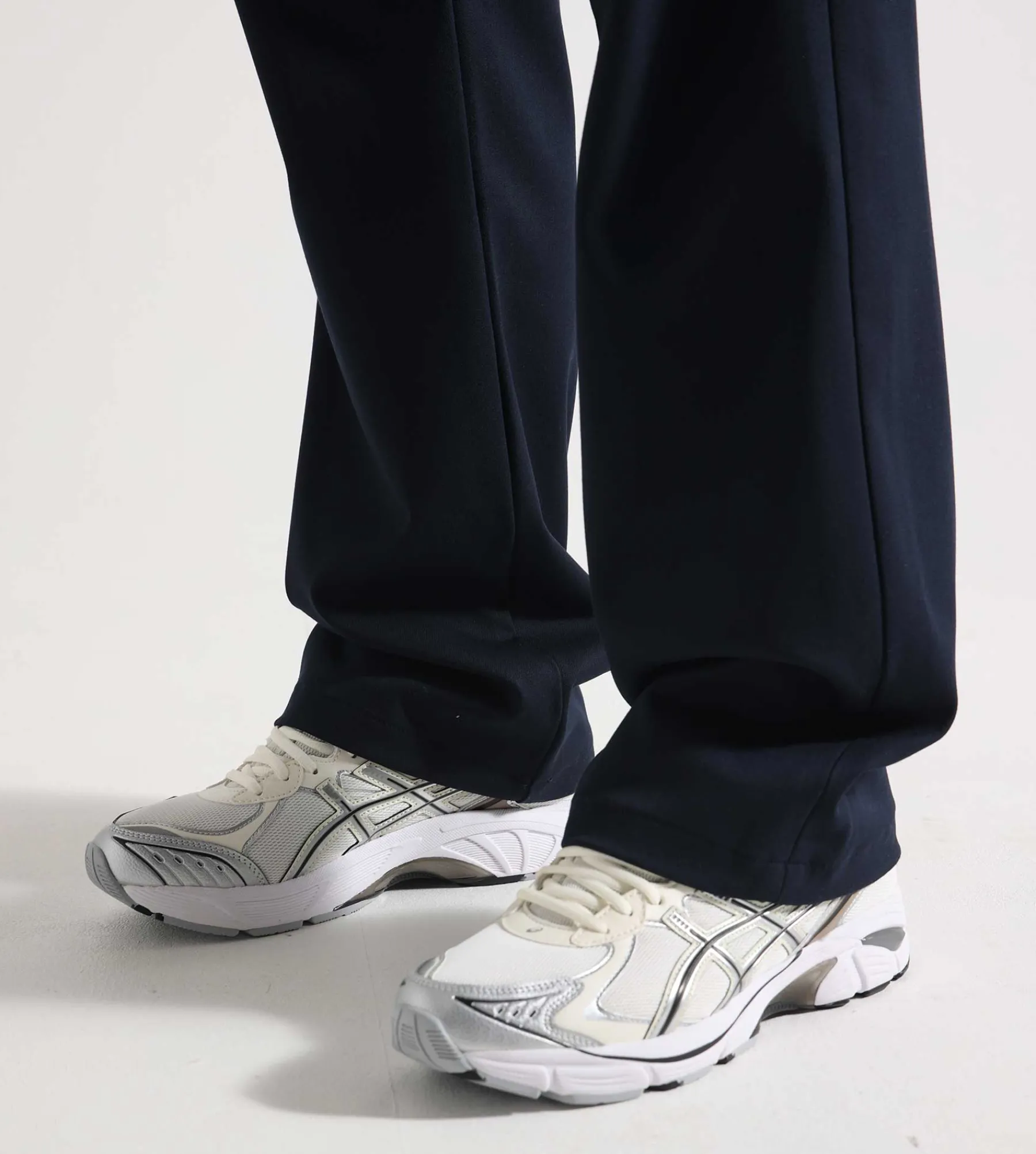 Flâneur S25 Atelier Tailored Trousers Navy