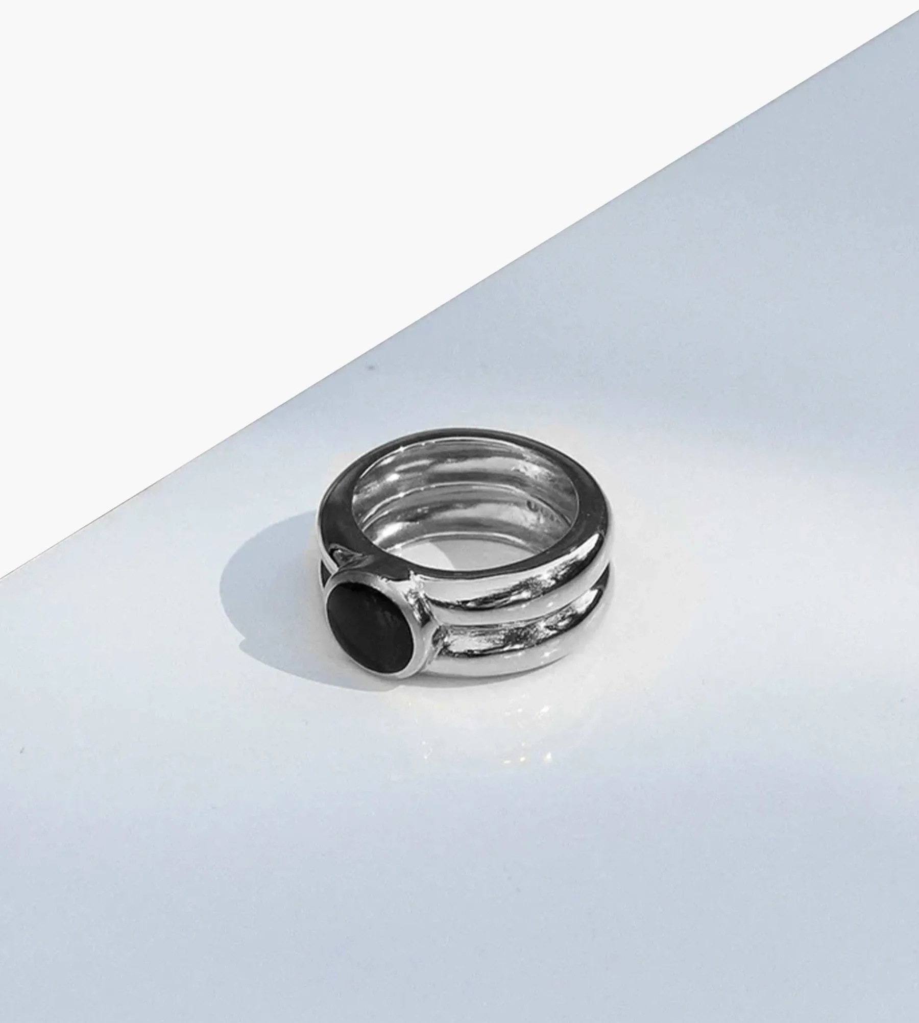 Golia Double Band Onyx Ring Silver