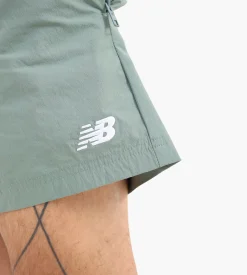 New Balance Athletics Stretch Woven Short 5