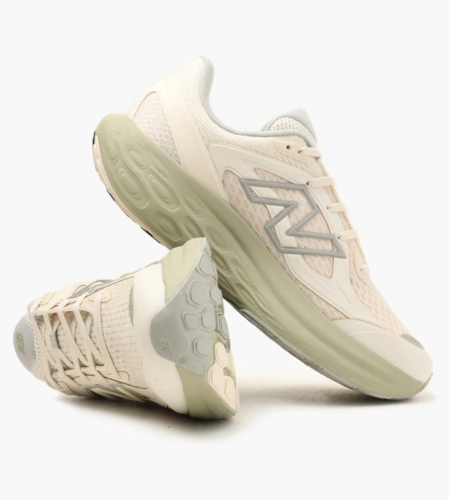 New Balance UTRNWA Linen
