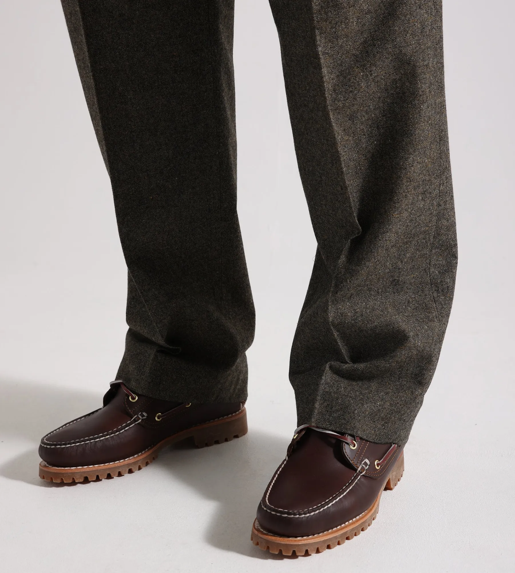 NN.07 Paw 1799 Brown