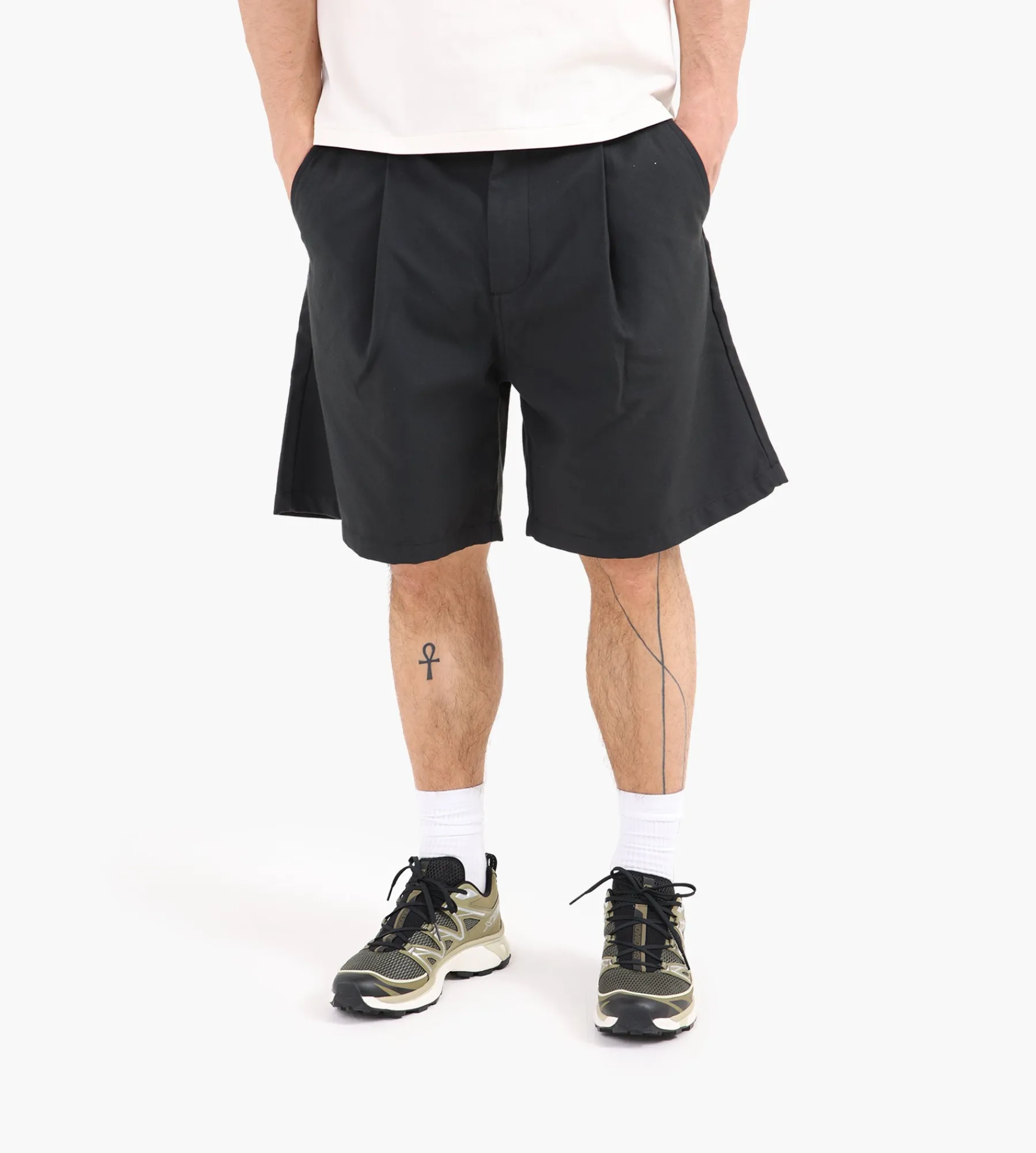 Obey Oliver Short Pirate Black