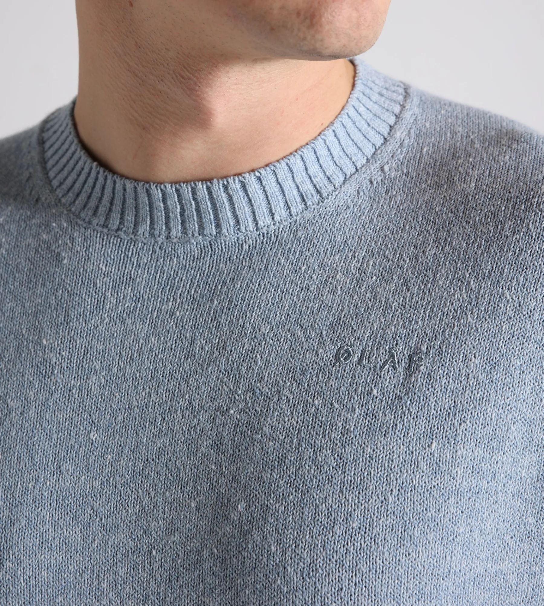 OLAF Essential Knit Baby Blue