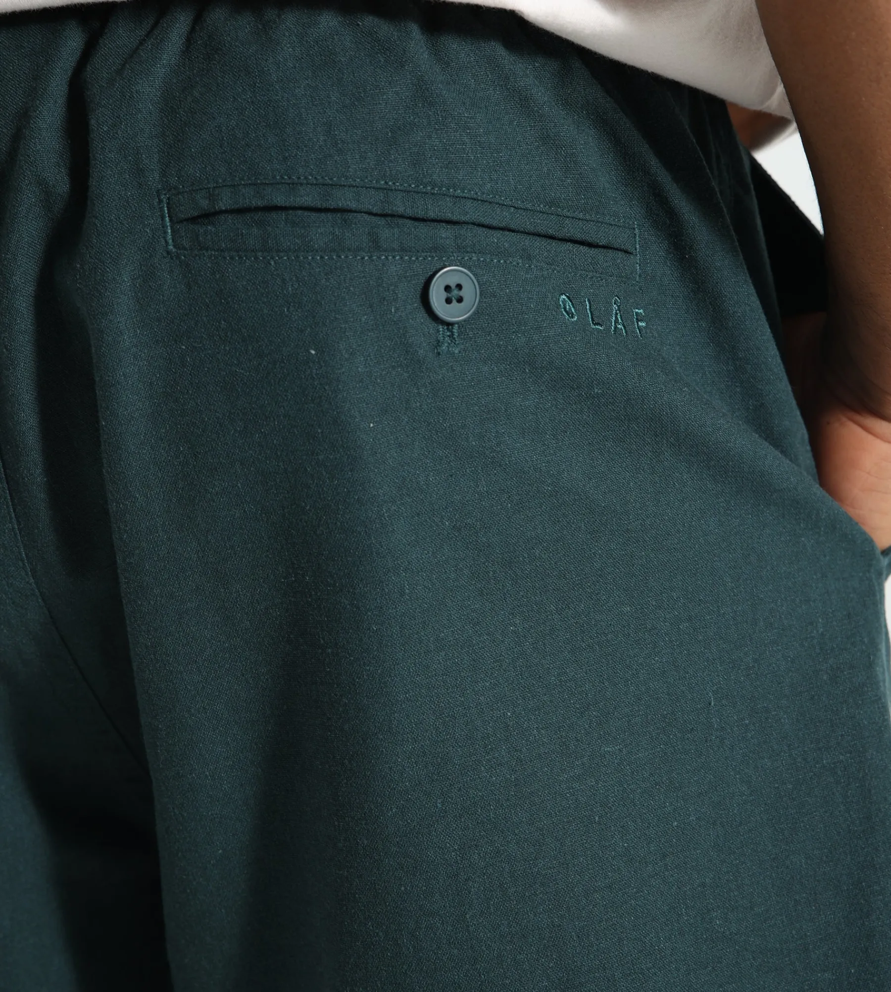 OLAF Linen Shorts Dark Green