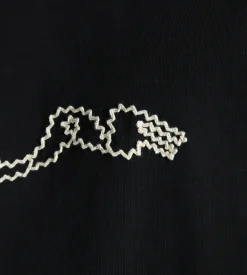 OLAF Zigzag Wavy Drift Tee Black