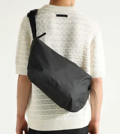 D__b__™ Ramverk Pro Sling Bag 20L Black Out