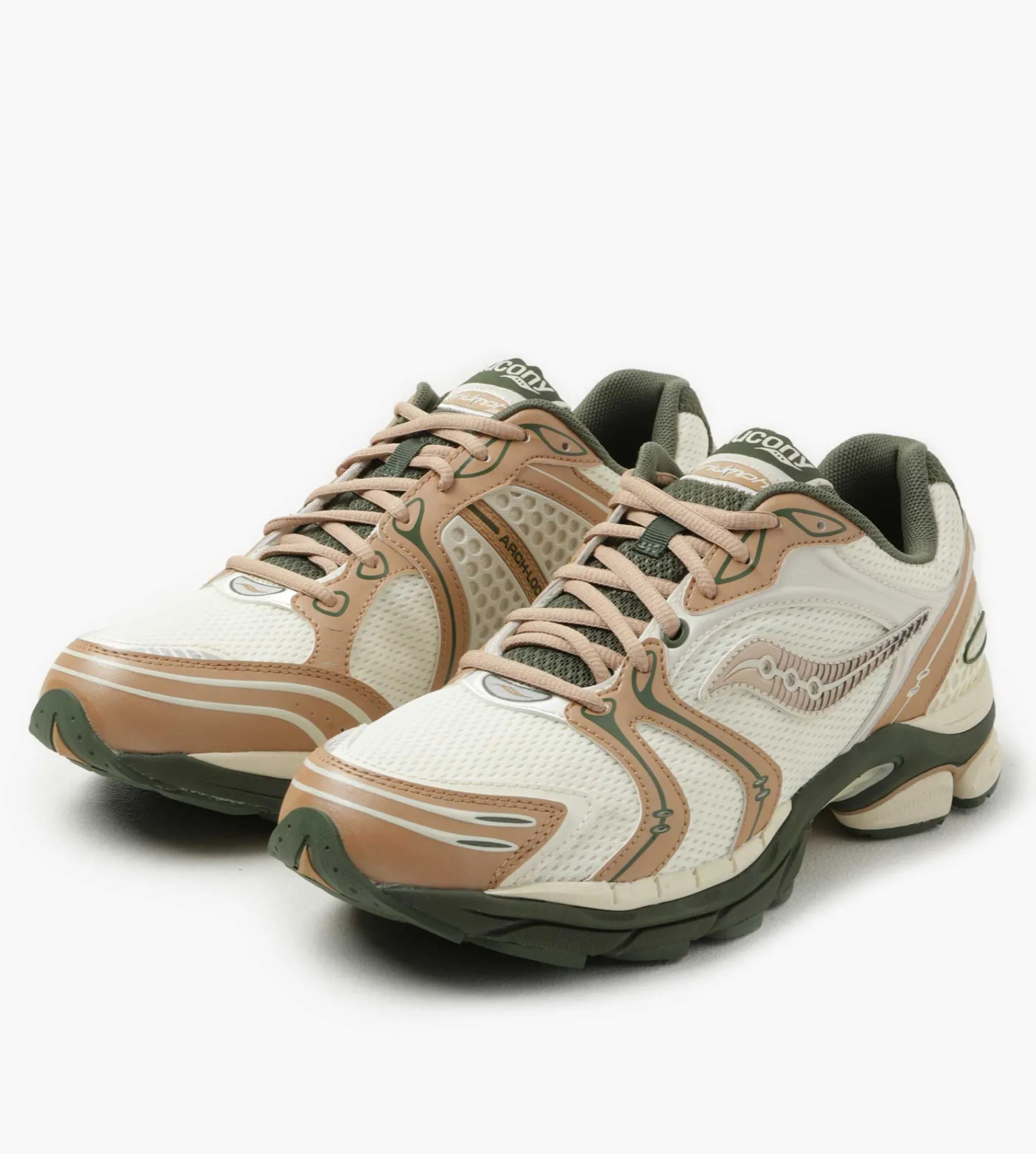 Saucony & Friends Progrid Triumph 4 Cream Doe