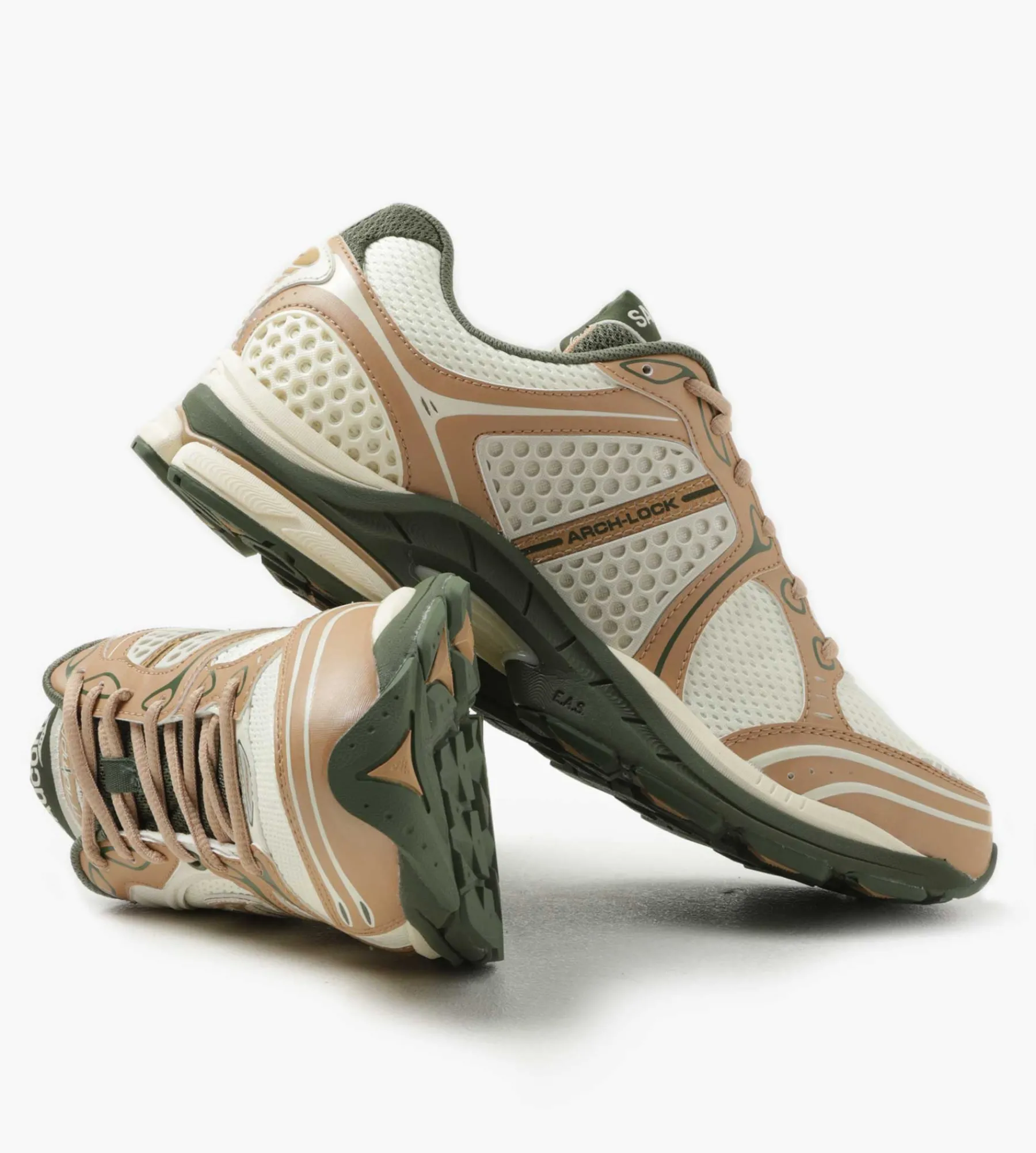 Saucony & Friends Progrid Triumph 4 Cream Doe