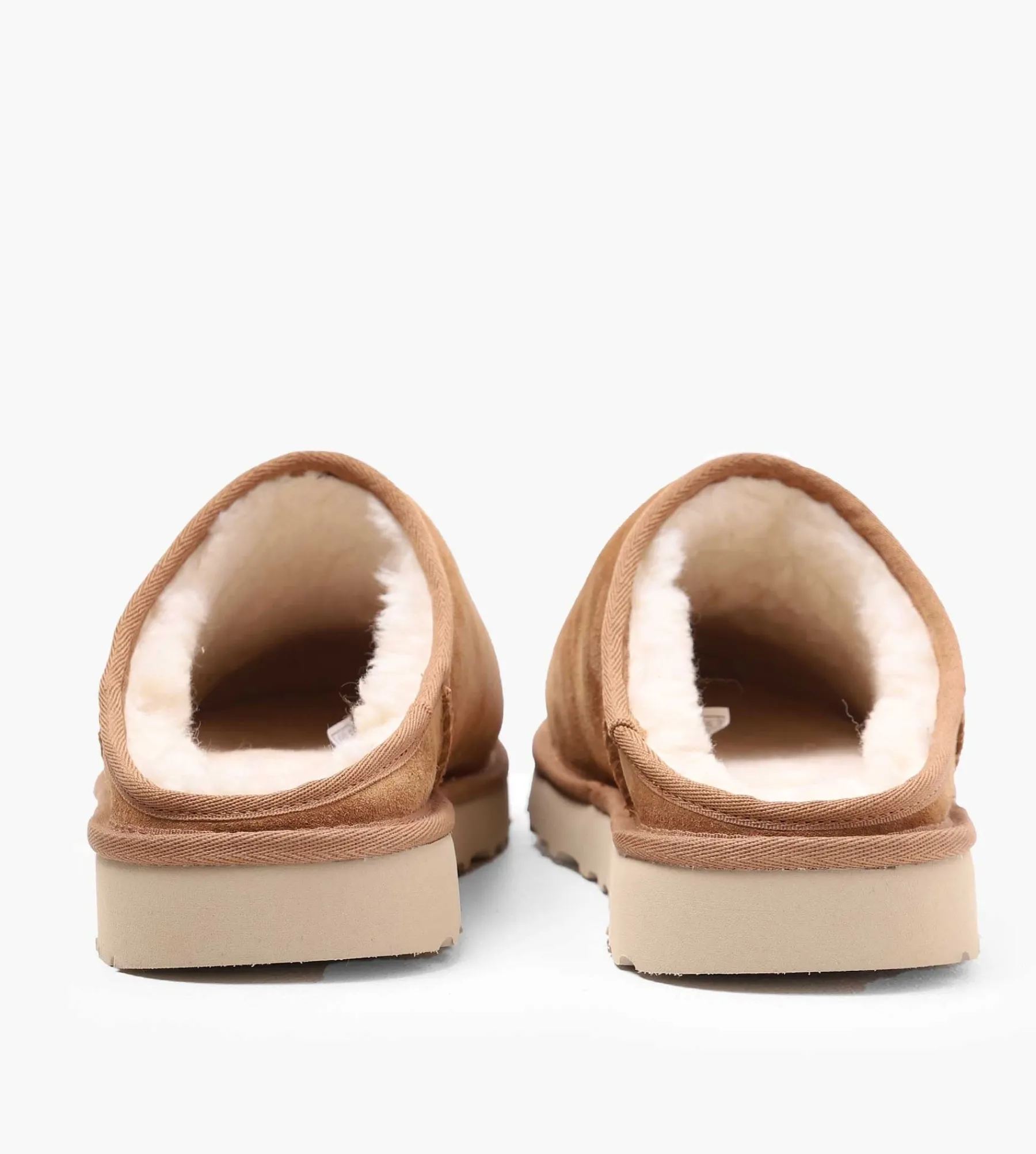 UGG M Classic Slip-On Chestnut